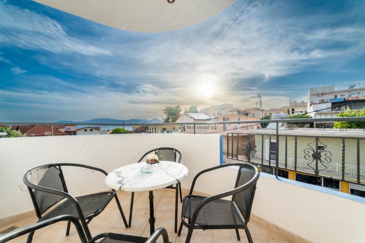 Azzurro Hotel Palairos Exterior photo